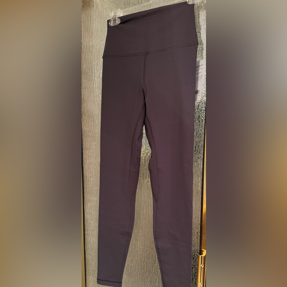 Amazon HeyNuts Leggings Yoga Pants in Graphite Gray - Picture 2 of 4